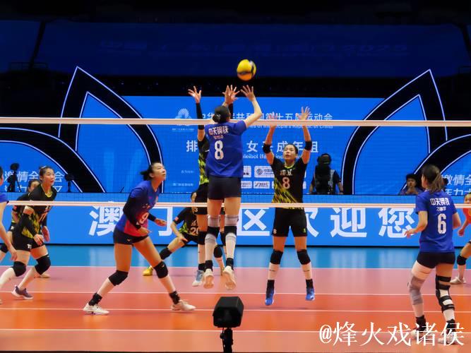 三箭齐发 江苏女排新赛季旗开得胜 三箭齐发 江苏女排新赛季旗开得胜